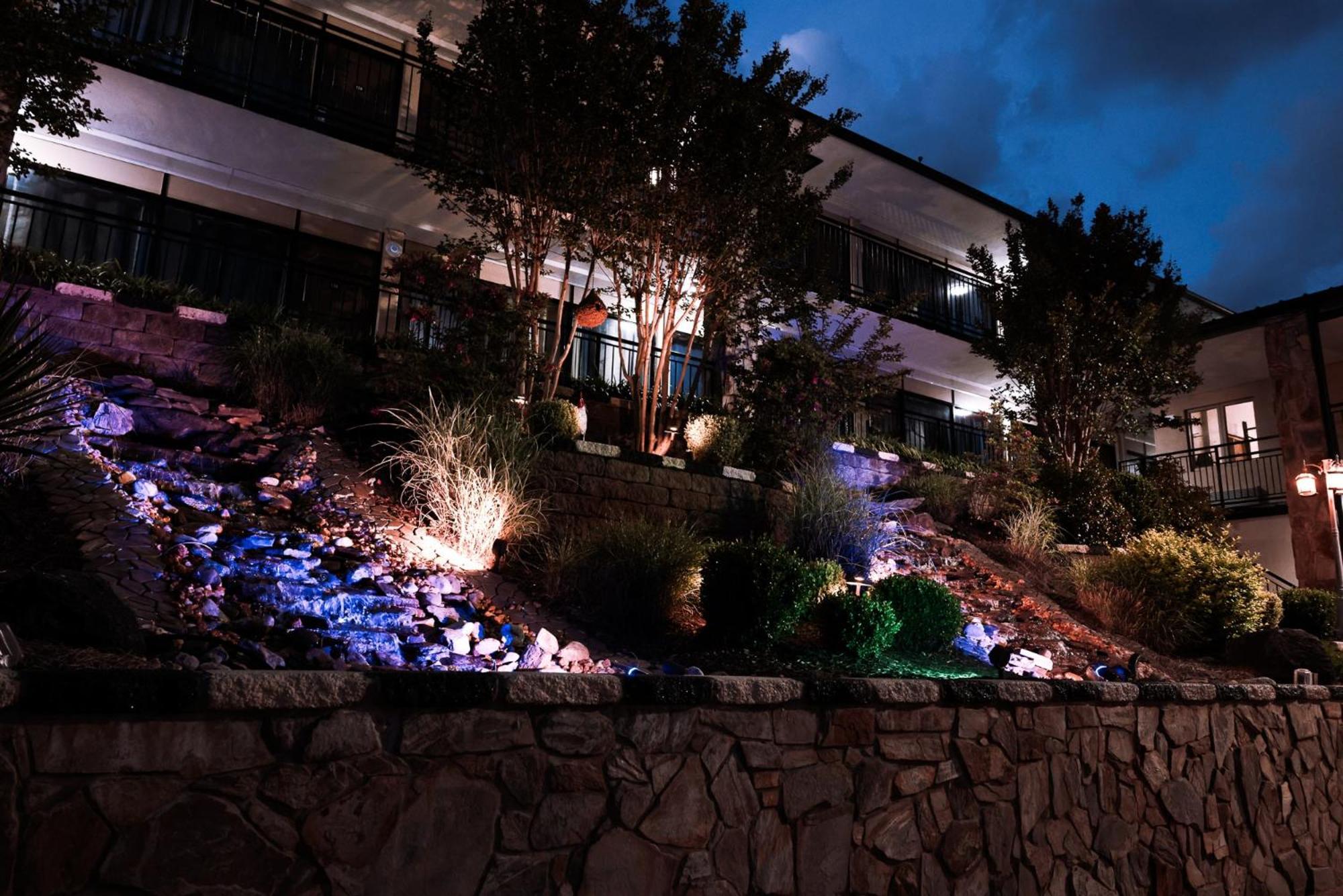Riverside Inn & Suites By Oyo Danville Ceaser Casino Dış mekan fotoğraf