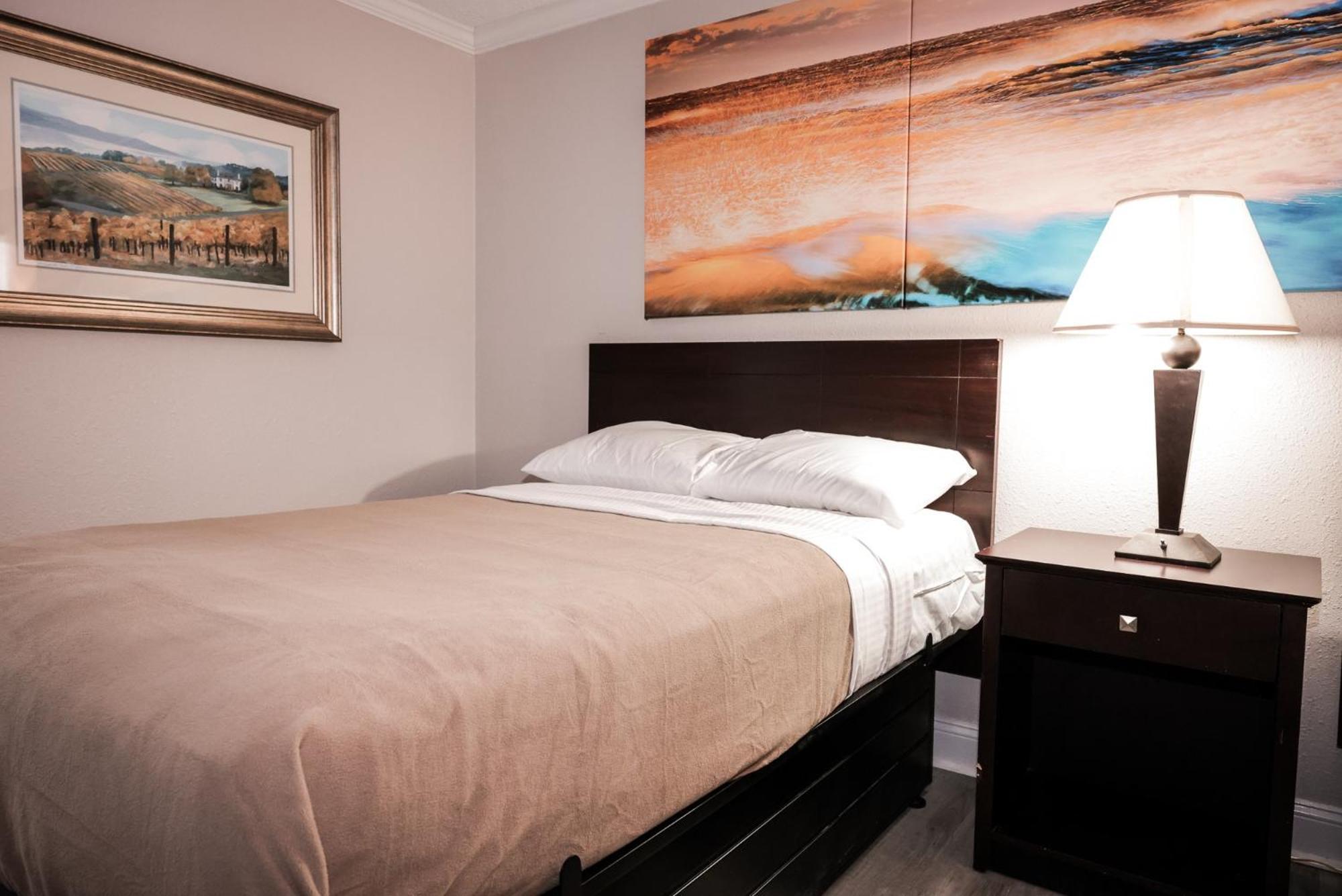 Riverside Inn & Suites By Oyo Danville Ceaser Casino Dış mekan fotoğraf