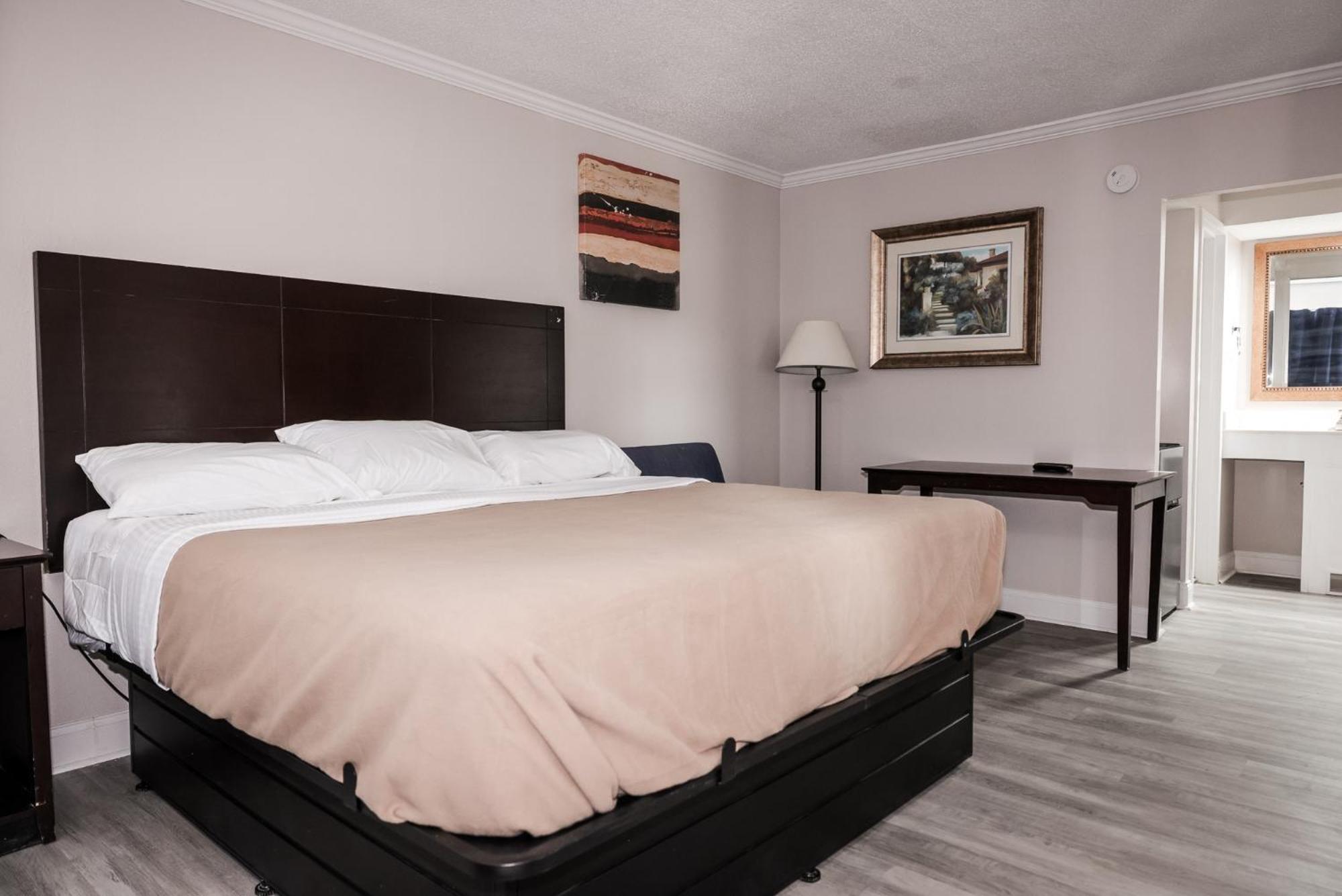 Riverside Inn & Suites By Oyo Danville Ceaser Casino Dış mekan fotoğraf